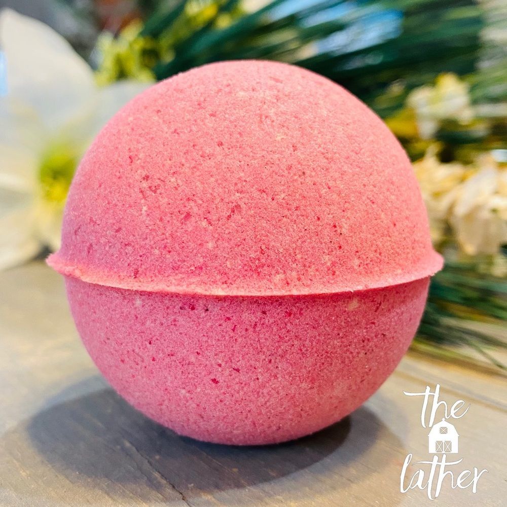 🍰 Red Velvet Cake Milk Bomb